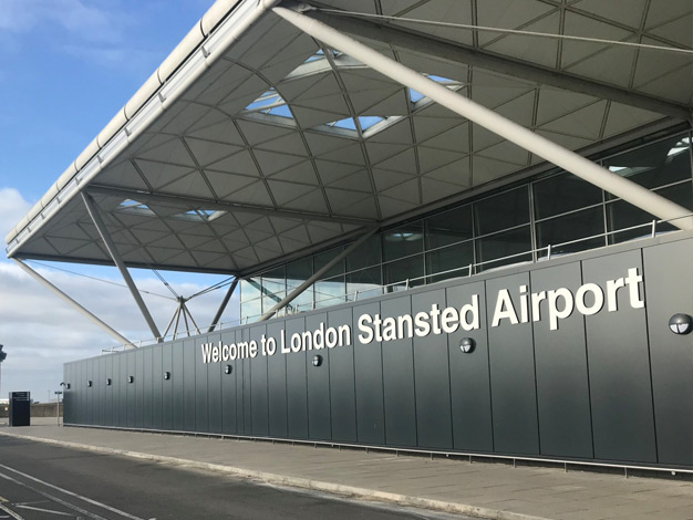 Stansted airport transfers | Taxi Cab service in london